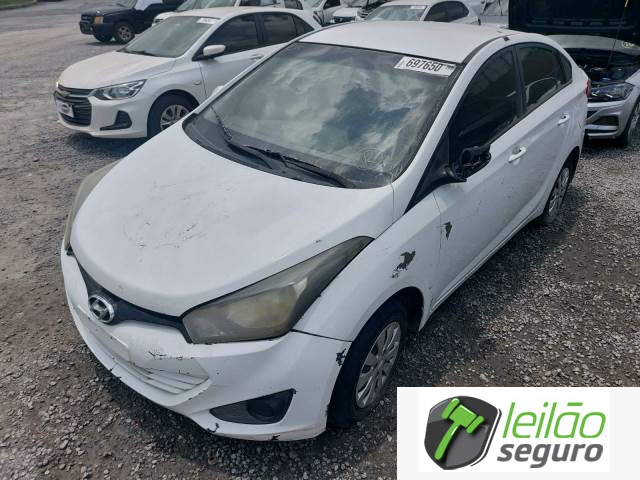 LOTE 017 - HYUNDAI HB20S COMFORT STYLE 1.6 16V CVVT