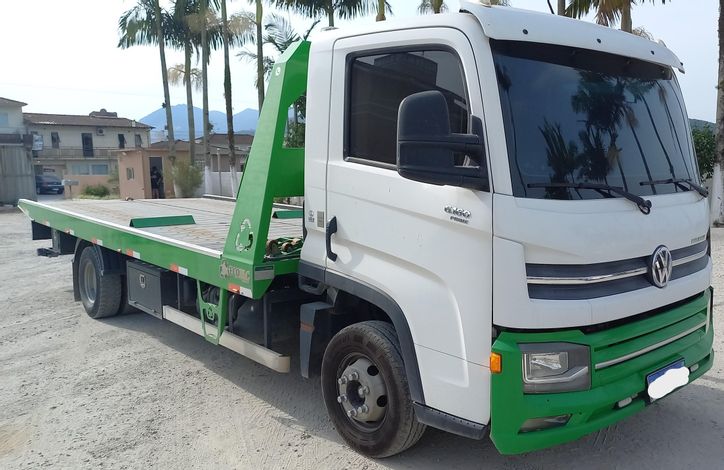 LOTE 014 VOLKSWAGEN 6.160 DRC 4X2 