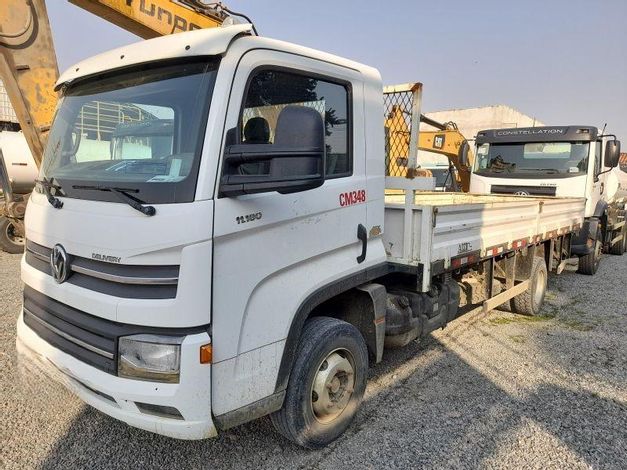 LOTE 015 VOLKSWAGEN 11.180 DRC 4X2